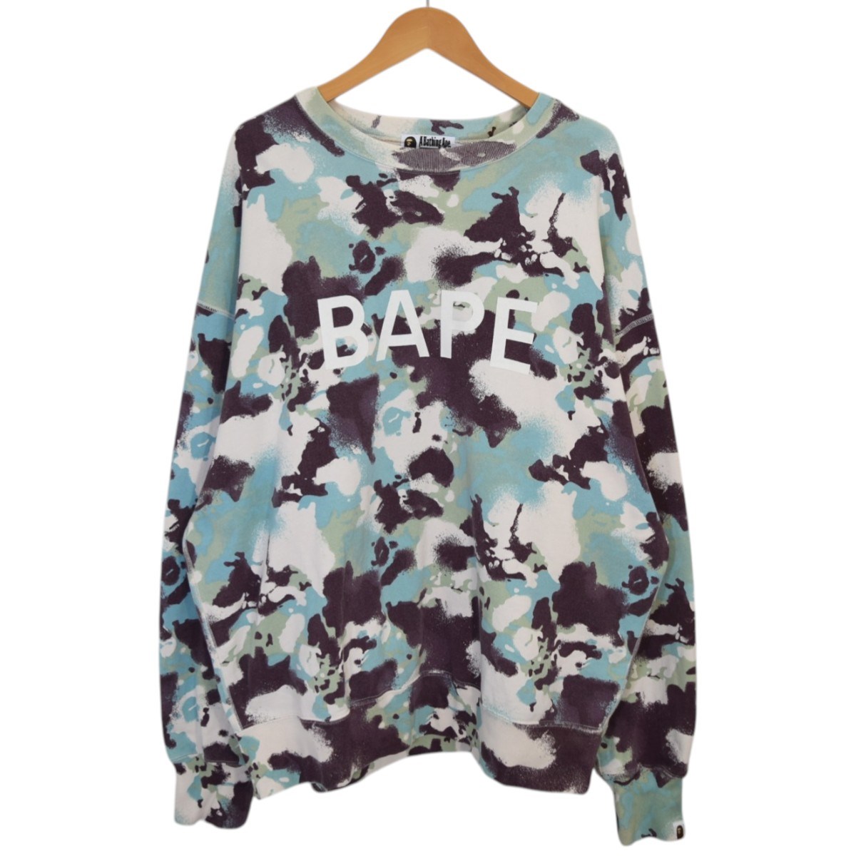 【中古】A BATHING APE MAP CAMO CREWNECK RELAXED FIT SWEATSHIRT クルーネックスウェット 001SWL301001M マルチ色合い 大きさ：XL 【160326】（アベイシングエイプ）