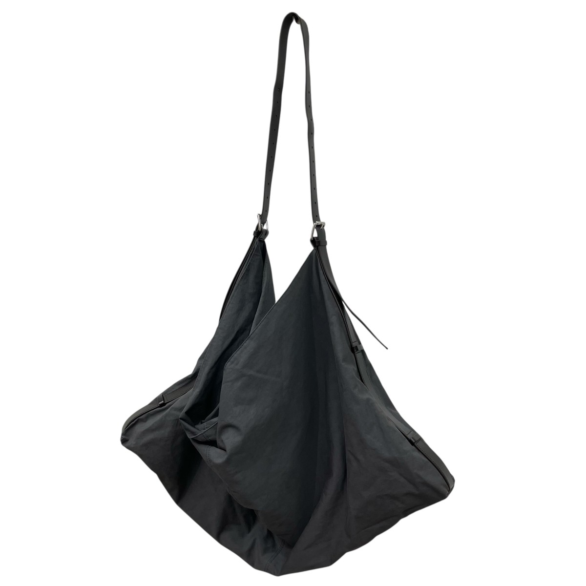 【中古】\u003cBR\u003eLEMAIRE\u003cBR\u003e「FLAG HOBO BAG」 ショルダーバッグ BG0143 LF1220 黒いこと\u003cBR\u003e【通貨価値思いなおす】