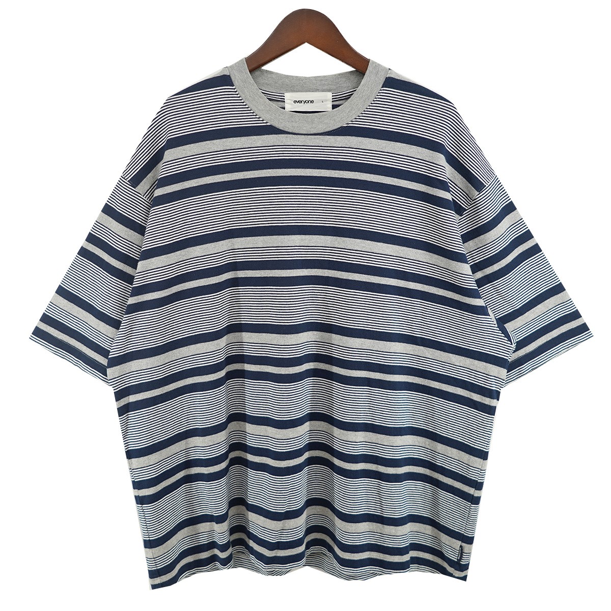 【中古】 everyone　 24SS Border Tee Shirts ボーダー Tシャツ ネイビー×グレー サイズ：L 【300326】（エブリワン）