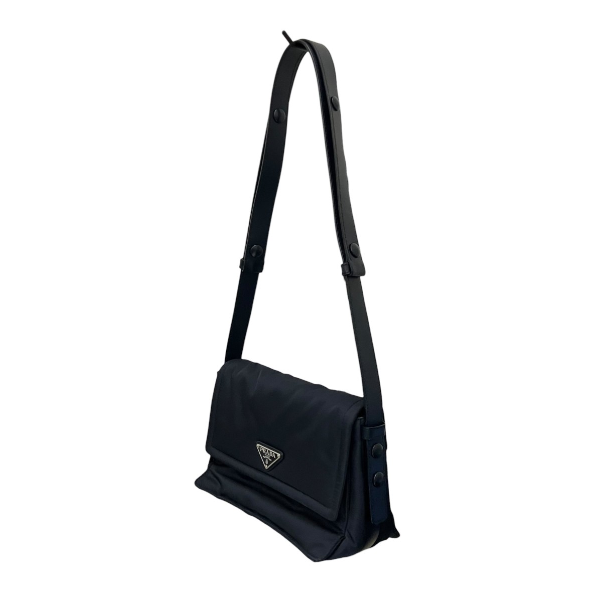 【中古】PRADA Re-Nylonスモールパデッドショルダーバッグ 1BD313 米国海軍 【010426】（プラダ）