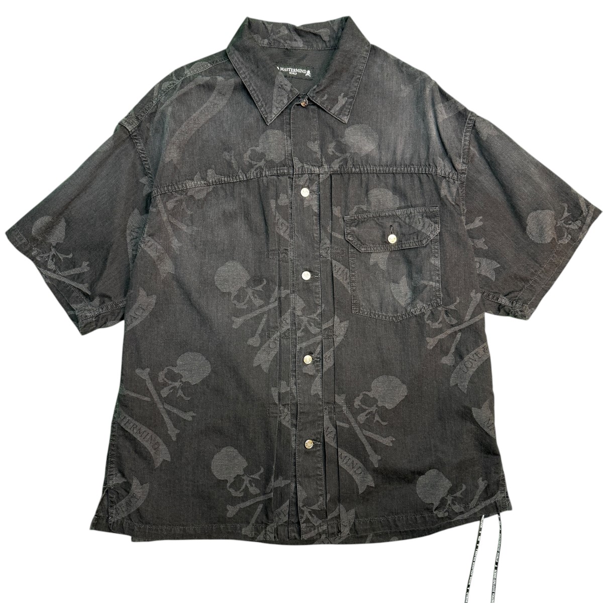 【中古】\u003cBR\u003eMASTERMIND WORLD\u003cBR\u003e26SS／ MW ALOHA SS DENIM SHIRT ／アロハショートスリーブデニムシャツ ／MW26SE1-SH001 黒いこと 大いさ：M\u003cBR\u003e【通貨価値思いなおす】