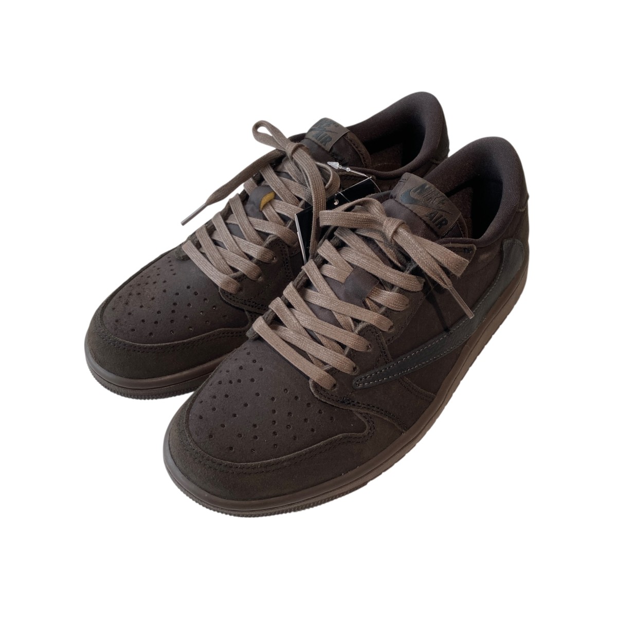 【中古】NIKE×Travis Scott Air Jordan 1 Low OG SP Velvet Brown and Dark Mocha ローカットスニーカー DM7866-202 ブラウン サイズ：26 【060426】（ナイキ×トラヴィススコット）