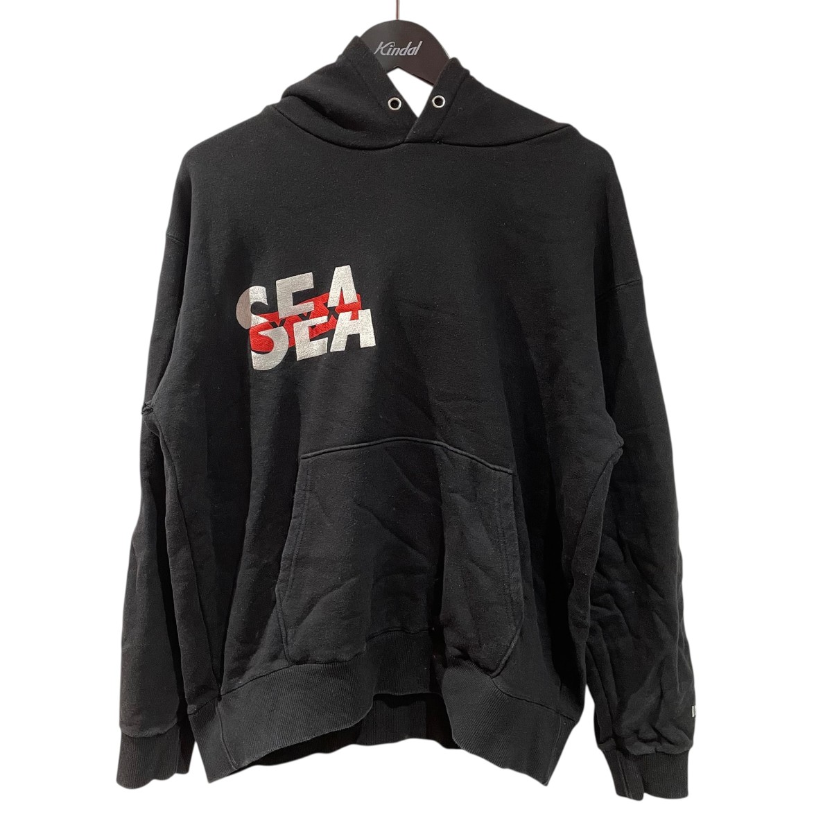 【中古】 WIND AND SEA×GOD SELECTION XXX プルオ―バーパーカー ブラック サイズ:M 【090426】(ウィンダンシー×ゴッドセレクショントリプルエックス)