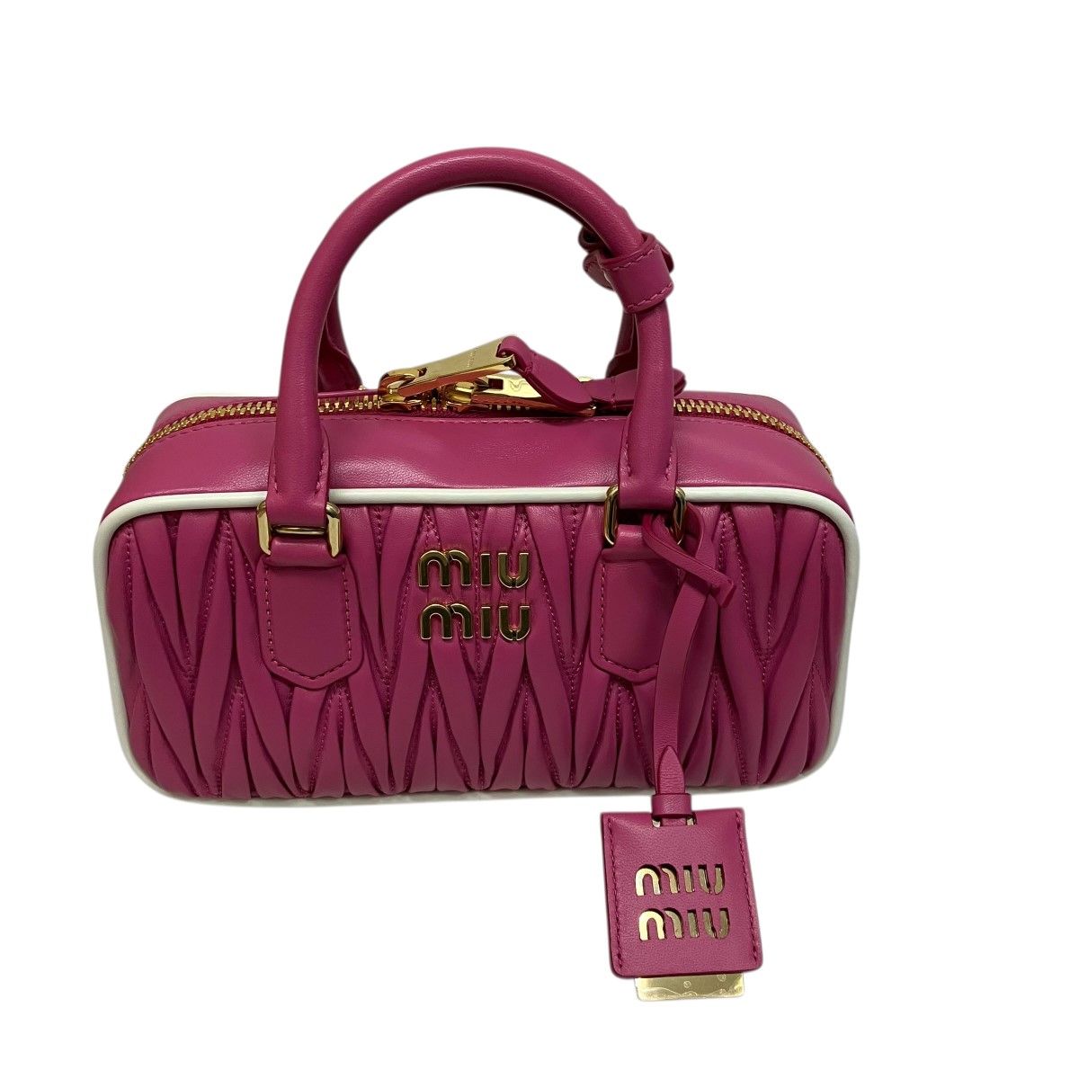 【中古】MIU MIU アルカディア マテラッセ ２Way肩部ハンドバック 5BB142 ショッキングサクラ色 大きさ：ONE SIZE 【110426】（ミュウミュウ）