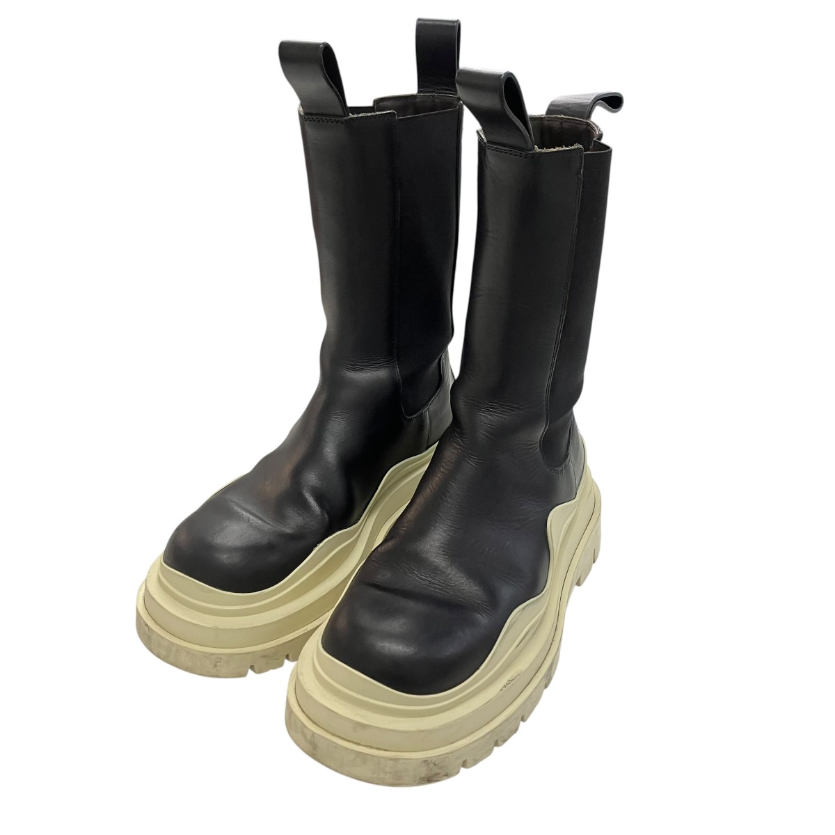 【中古】BOTTEGA VENETA タイアブーツ 黒いこと×白いこと 大きさ：35(21糎) 【240426】（ボッテガヴェネタ）