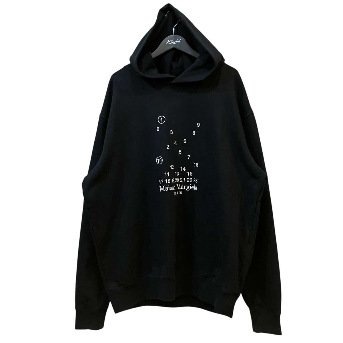 【中古】Maison Margiela 1 10 カレンダー刺繍プルオーバーパーカー S50GU0202 ブラック サイズ：S 【260426】（メゾン マルジェラ ワン テン）