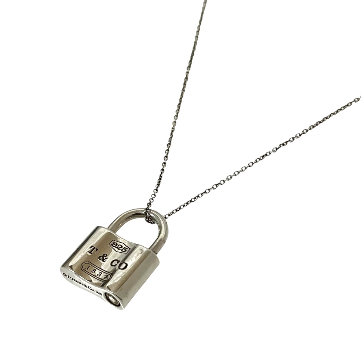 【中古】Tiffany ＆ Co． ダブル鍵を掛ける首飾り しろがね色 【010526】（ティファニー）