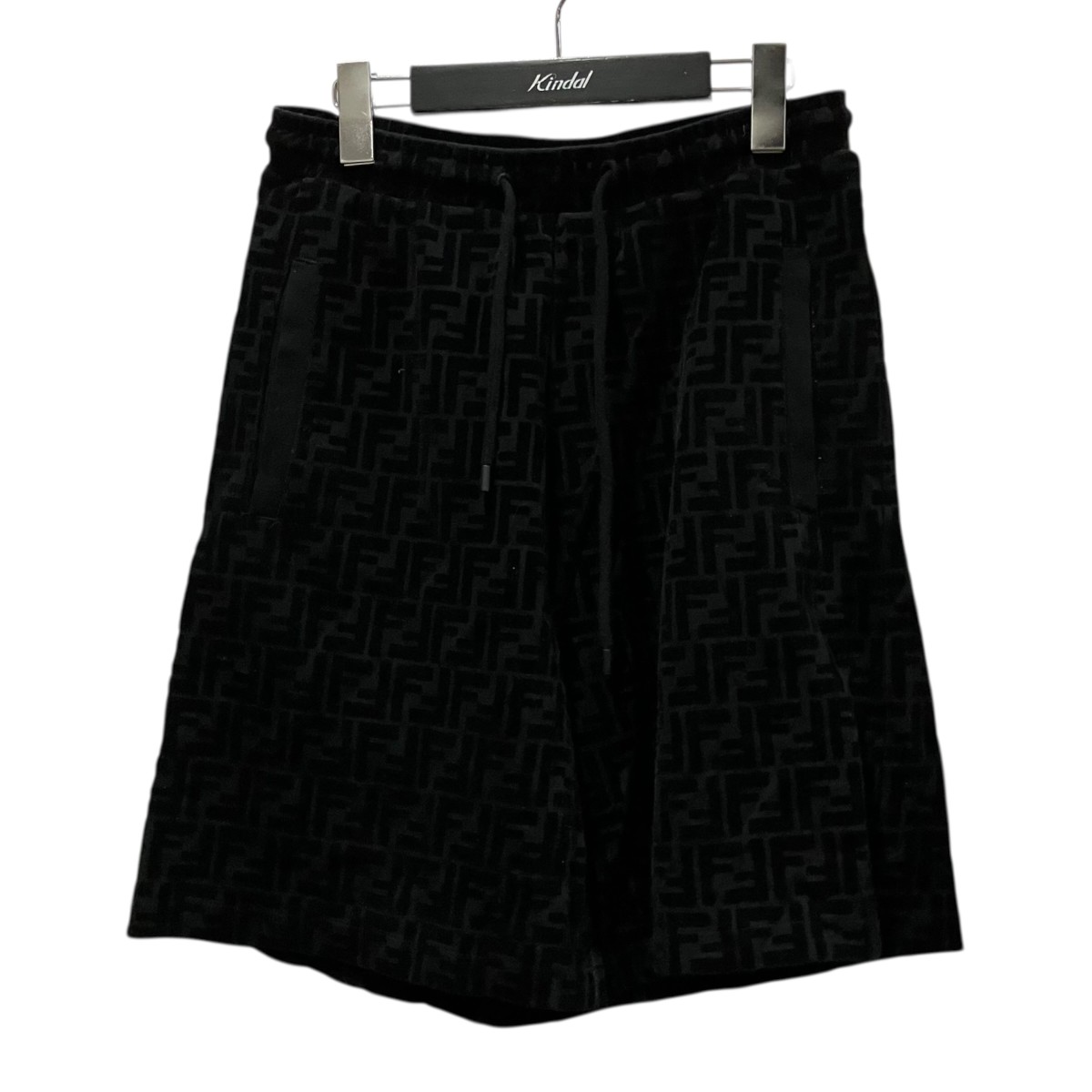 【中古】FENDIズッカロゴハーフパンツ FB0689 A7D5 ブラック サイズ：44【価格見直し】｜ブランド古着のカインドオル