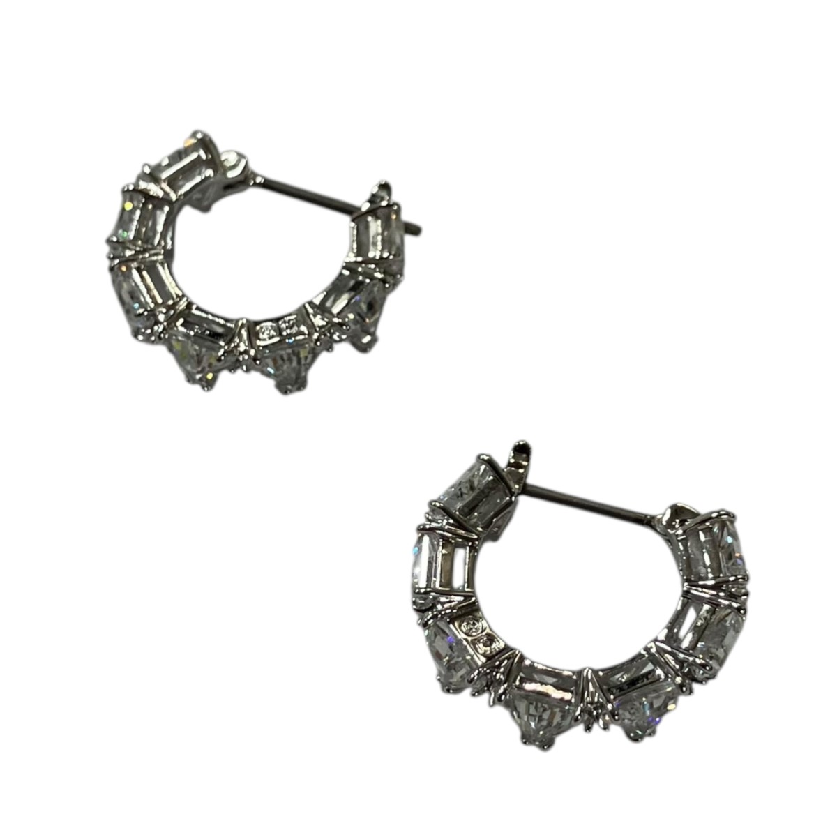 【中古】SWAROVSKI　スワロフスキー マトリックスフープ ピアス シルバー サイズ：- 【120526】（スワロフスキー）｜ブランド古着のカインドオル
