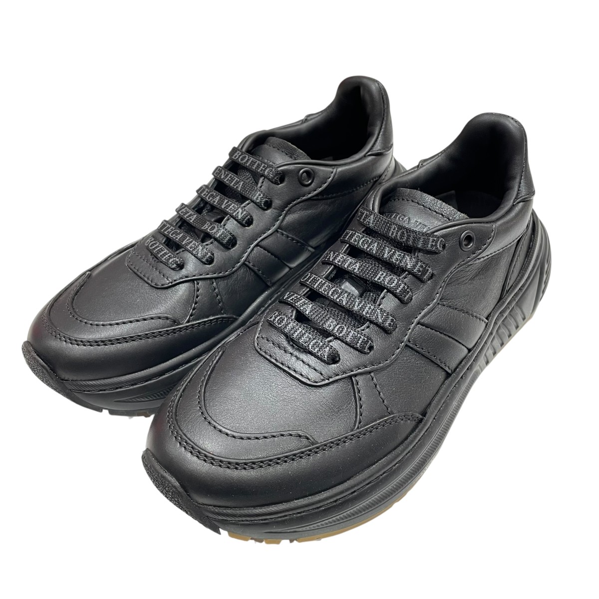 【中古】BOTTEGA VENETA SPEEDSTER TRAINERS ローカットスニーカー 黒いこと 大きさ：36.5糎 【130526】（ボッテガヴェネタ）