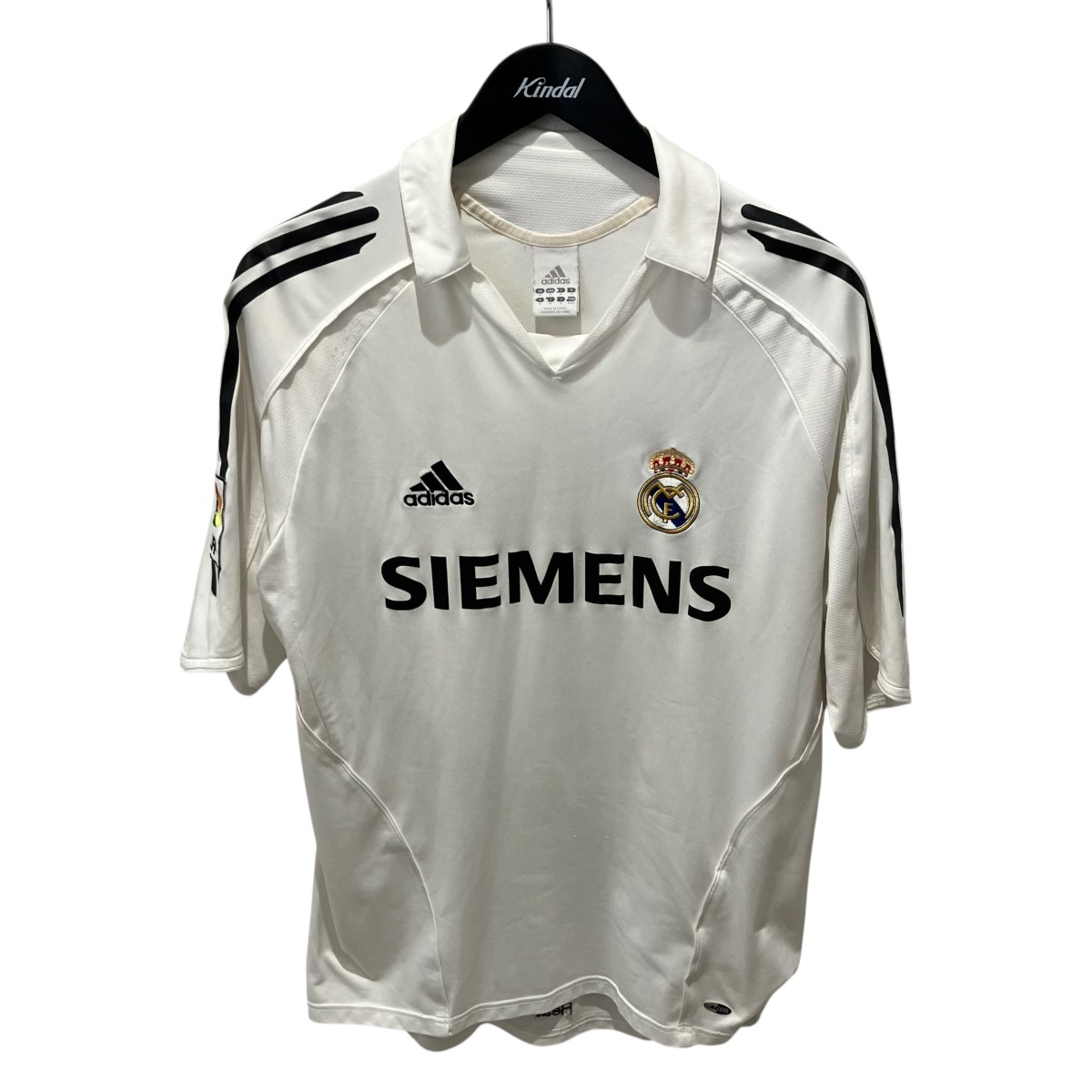【中古】adidas　Real Madrid 2005-2006 Home Shirt Tシャツ APU002 ホワイト サイズ：M 【140526】（アディダス）｜ブランド古着のカインドオル