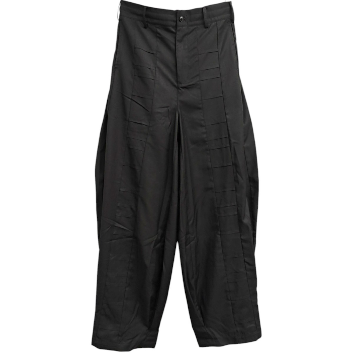 【中古】NOT CONVENTIONAL 2026SS Hypotaenidia design pants 広広としたズボン下 黒いこと 大きさ：F 【220526】（ノットコンベンショナル）