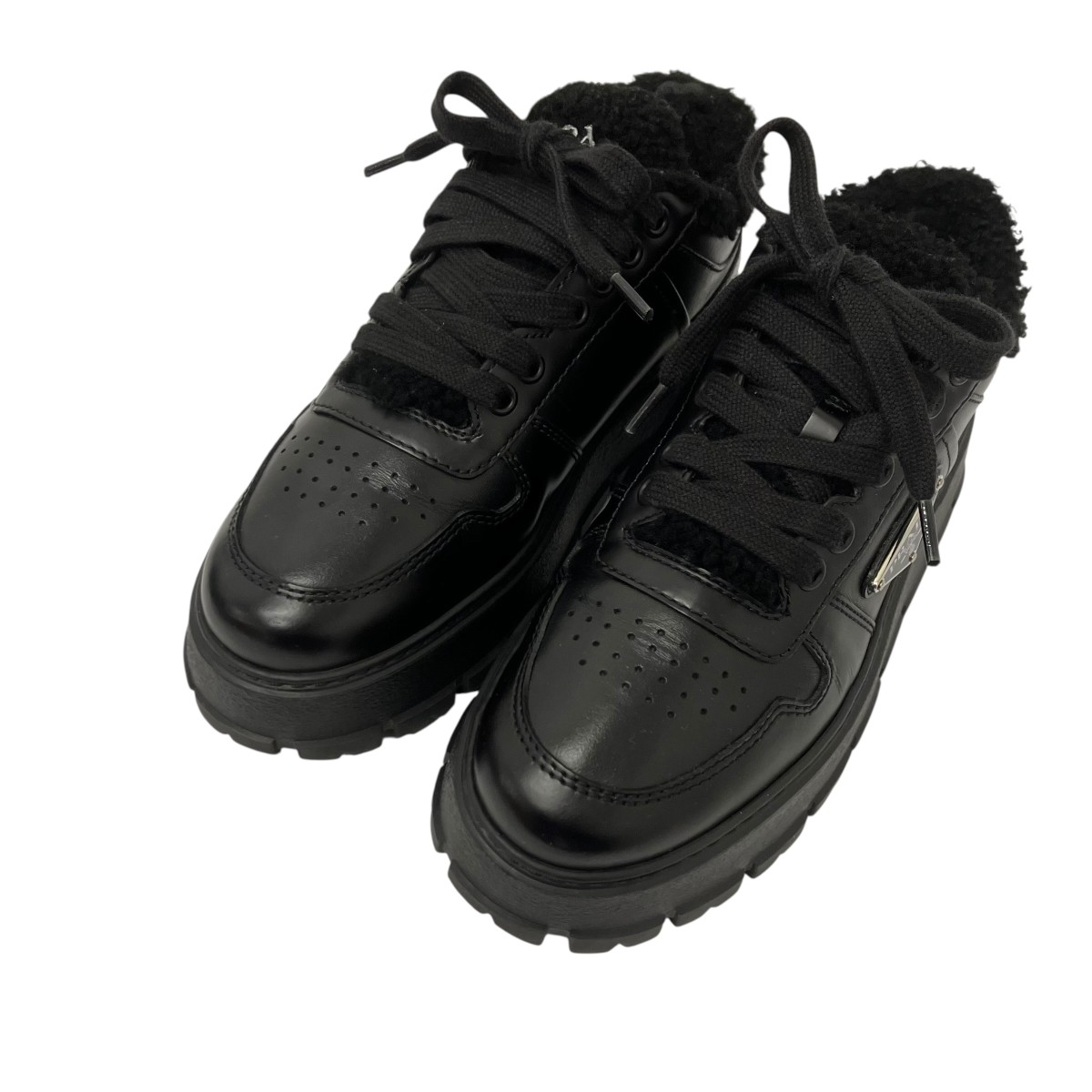 【中古】PRADA ロートップスニーカー 黒いこと 大きさ：36 【210526】（プラダ）