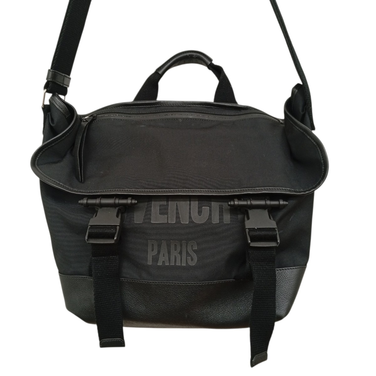 【中古】GIVENCHY Gトレック 伝達人御徒面子 黒いこと 【220526】（ジバンシィ）