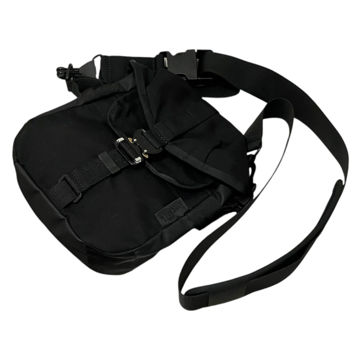 【中古】Bagjack コブラバックルショルダーバッグ D-10369 黒いこと 【220526】（御徒面子手玉）