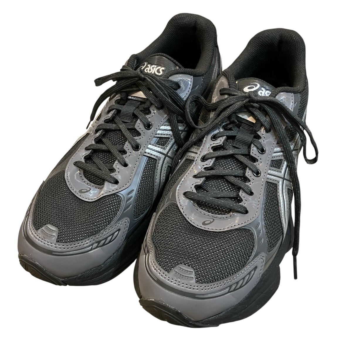 【中古】asics 「GEL-KINETIC FLUENT」 スニーカー 1203A591 黒いこと×薄墨色 大いさ：26.5コマーシャル 【250526】（アシックス）