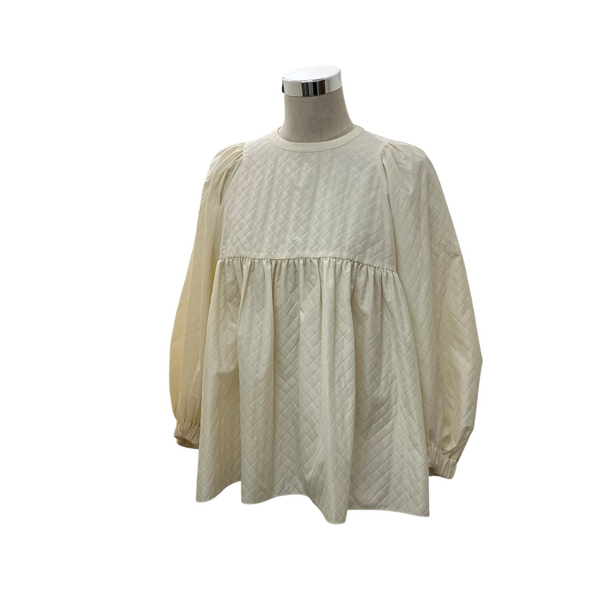 【中古】yori キルト柄パフスリーブブラウス YR2221-159AW 象牙色 大きさ：FREE 【240526】（ヨリ）
