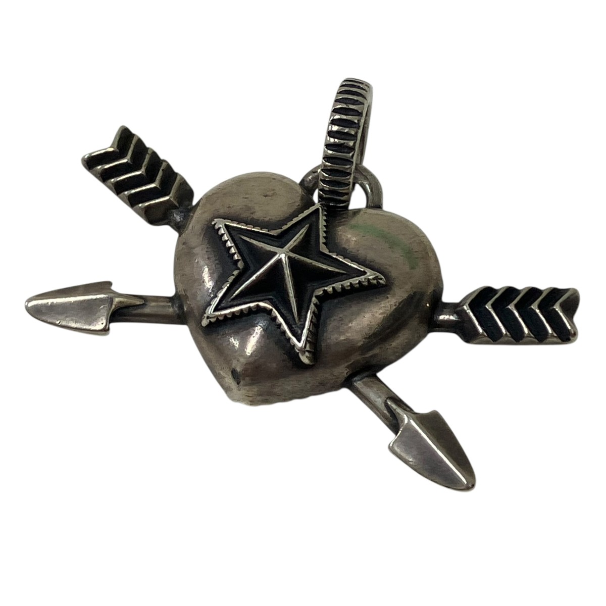 【中古】CODY SANDERSON CODY SANDERSON Heart ＆ Sheriff Star Double Arrow Pendant ハート型箭 シャンデリヤ 【250526】（コディ・サンダーソン）