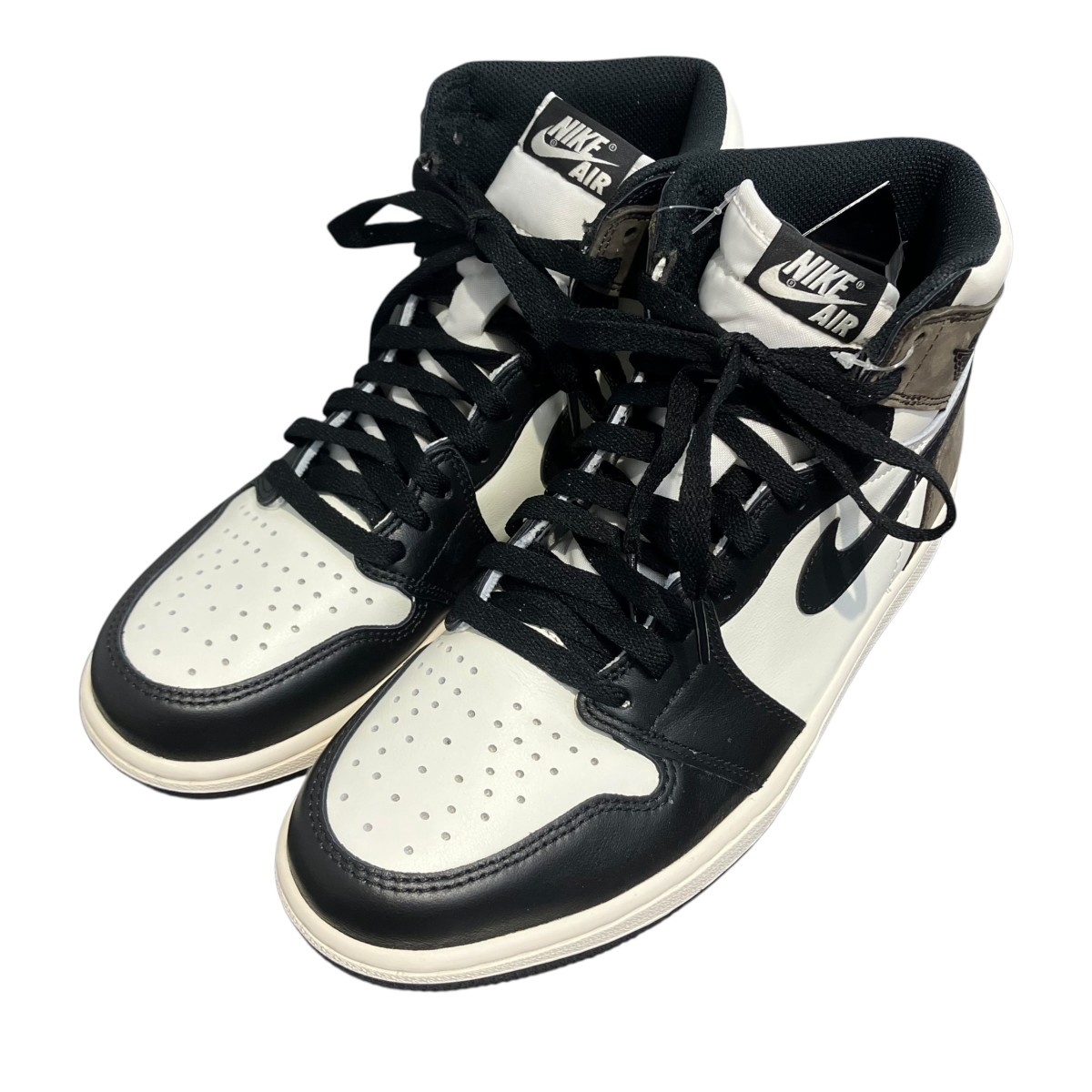 【中古】NIKE Nike Air Jordan 1 High OG Sail Dark Mocha Black エアジョーダン1 ご機嫌 OG スニーカー 555088-105 白いこと×オリーブ 大きさ：26珊 【250526】（ナイキ）