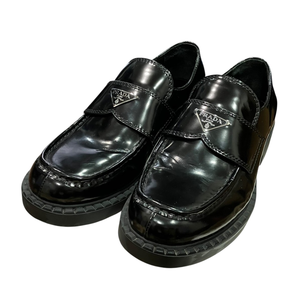 【中古】PRADA 置き目毛皮 2DE 127 黒いこと 大きさ：8 【250526】（プラダ）