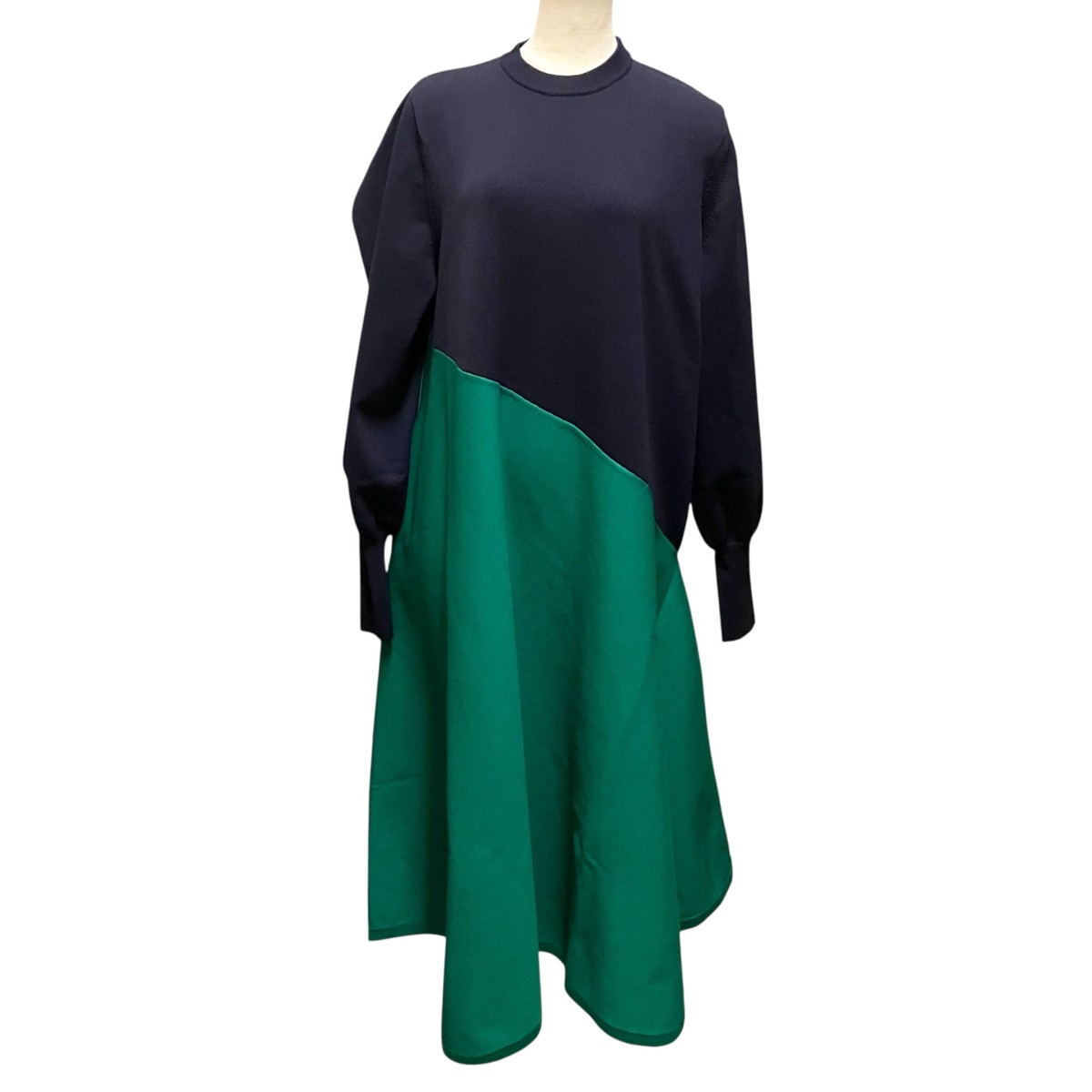 【中古】HeRIN．CYE Asymmetry hem knit dress バイカラーニット 530GAT73 1830 米国海軍×緑であること 大きさ：F 【290526】（ヘリンドットサイ）