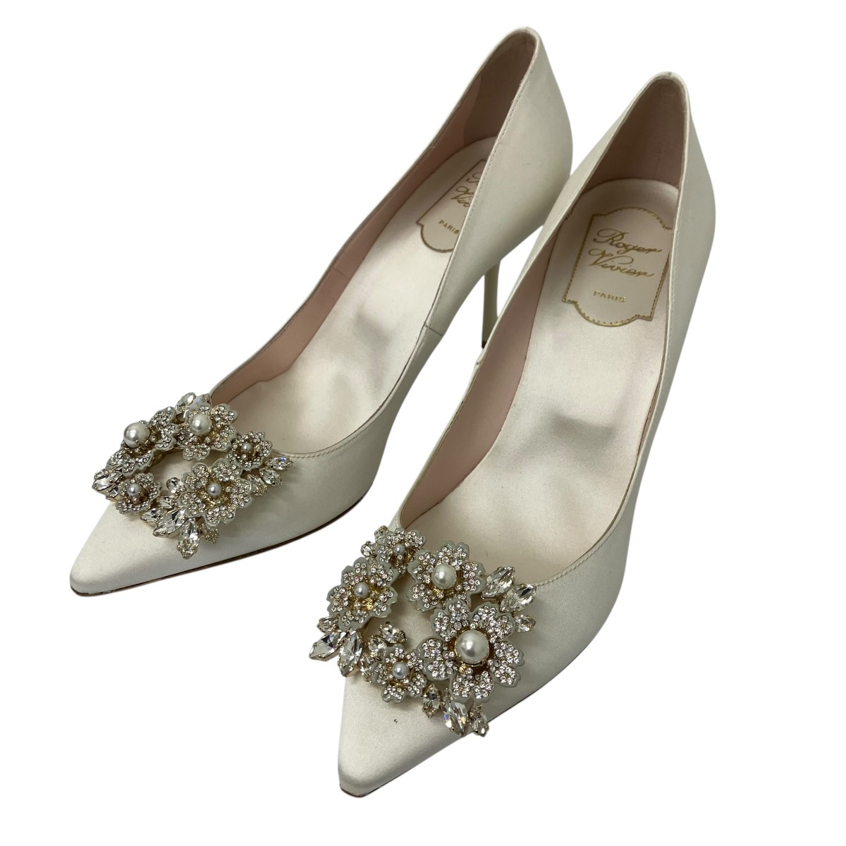 【中古】Roger Vivier ハイヒール 象牙色 大きさ：39(24.5珊) 【010626】（ロジェ ヴィヴィエ）