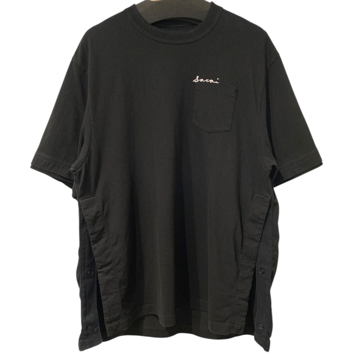 【中古】sacai 22SS Cotton Twill T-Shirtロゴ刺繍切替ドッキングコットンツイルTシャツ サイドスナップボタン ブラック サイズ:3 【010626】(サカイ)|ブランド古着のカインドオル