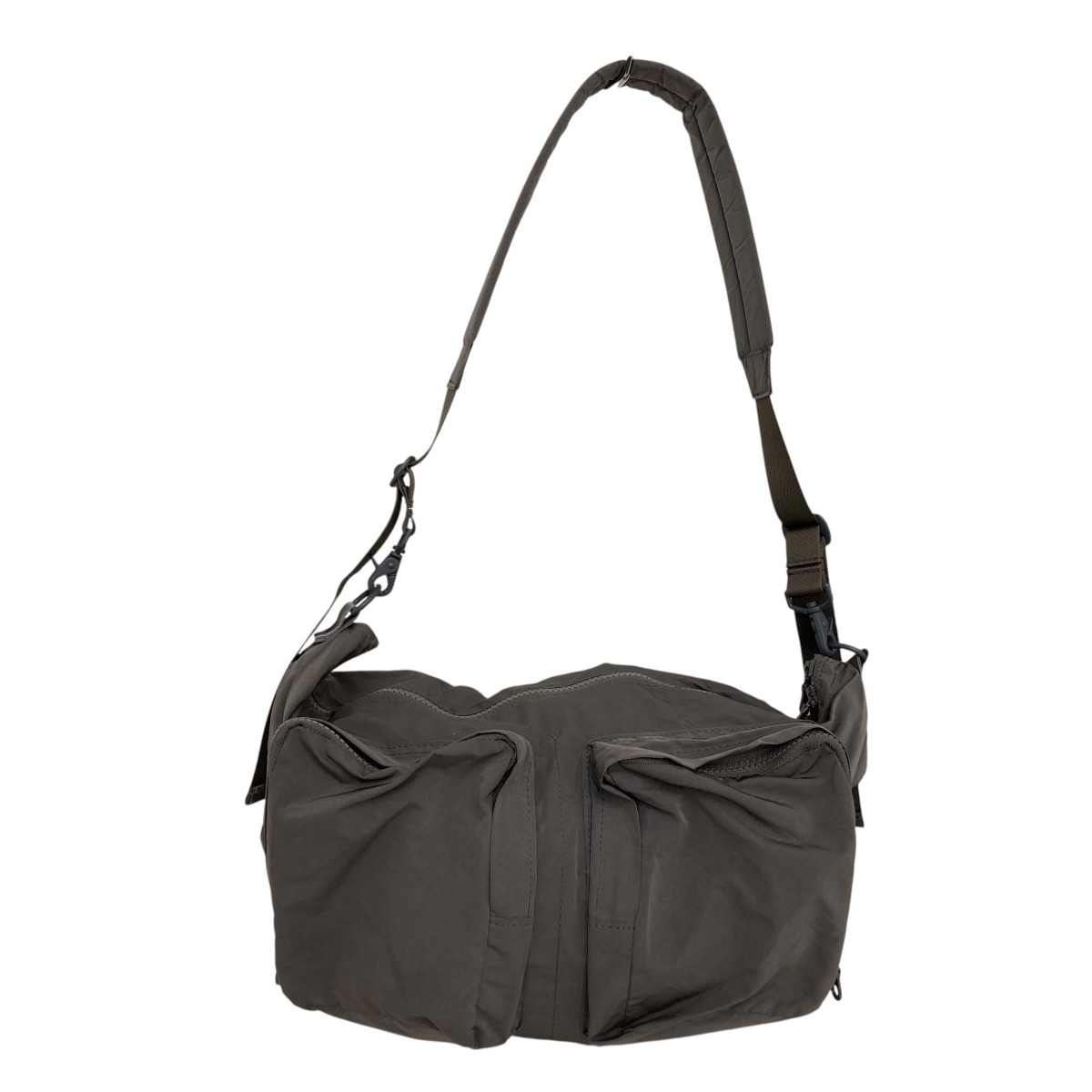 【中古】AMIACALVA ショルダーバッグ F009 薄墨色 【020626】（アミアカルヴァ）
