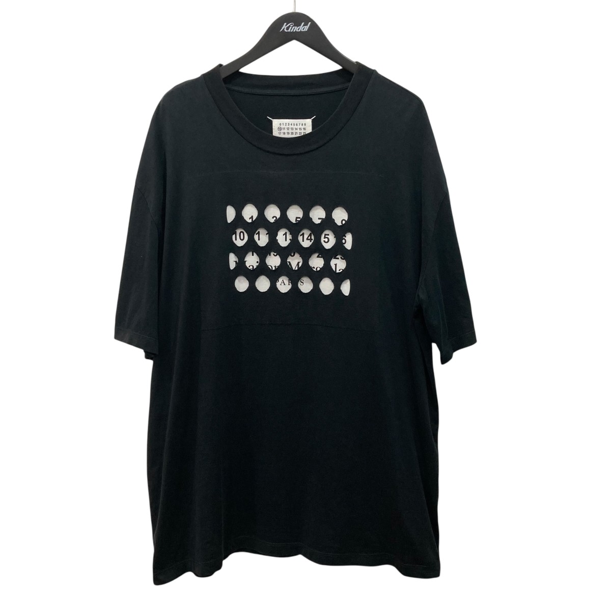 【中古】Maison Margiela パンチホールカレンダーロゴオーバーサイズT-プルオーバー 半袖Ｔシャツ S50GC0625 黒いこと 大きさ：46 【030626】（メゾンマルジェラ）