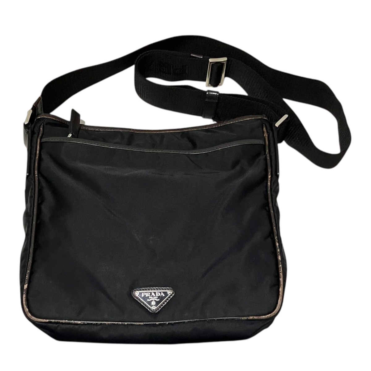 【中古】PRADA ３角形プレートナイロンショルダーバッグ 黒いこと 【030626】（プラダ）