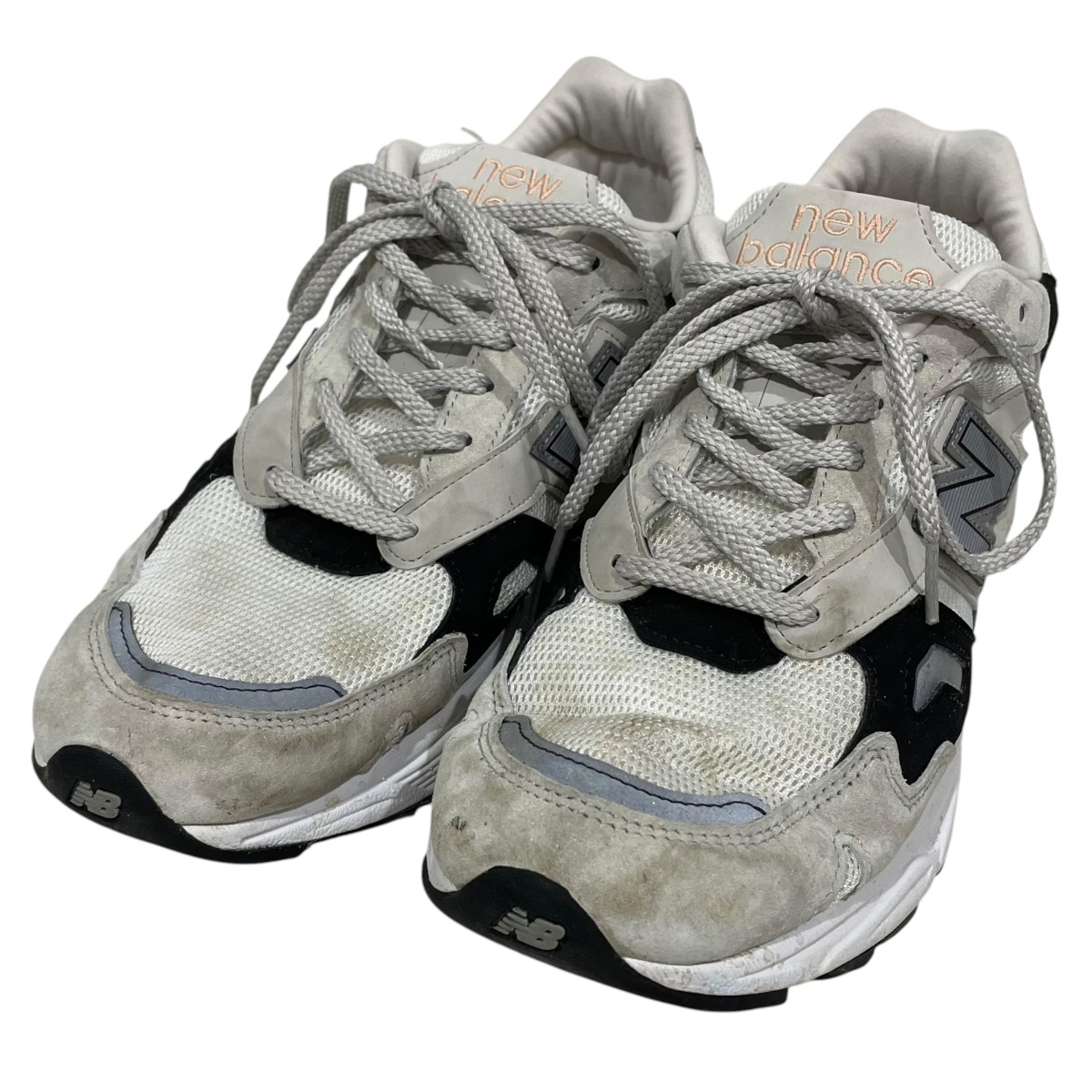 【中古】NEW BALANCE スニーカー M920GWK MADE IN ENGLAND ともし火薄墨色・黒いこと 大いさ：11 【030626】（ニュー平衡にする）