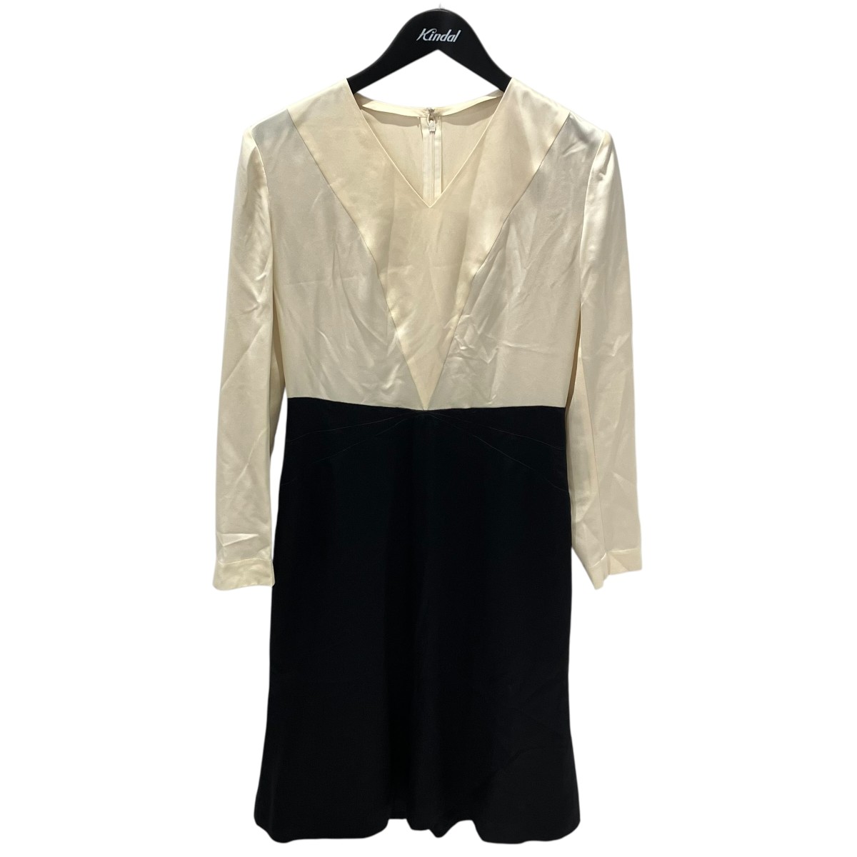 【中古】CHANEL 98s VINTAGE COCO BUTTON V NECK SILK DRESS ワンピース P11496W02443 ホワイト×ブラック サイズ:38 【290626】(シャネル)|ブランド古着のカインドオル