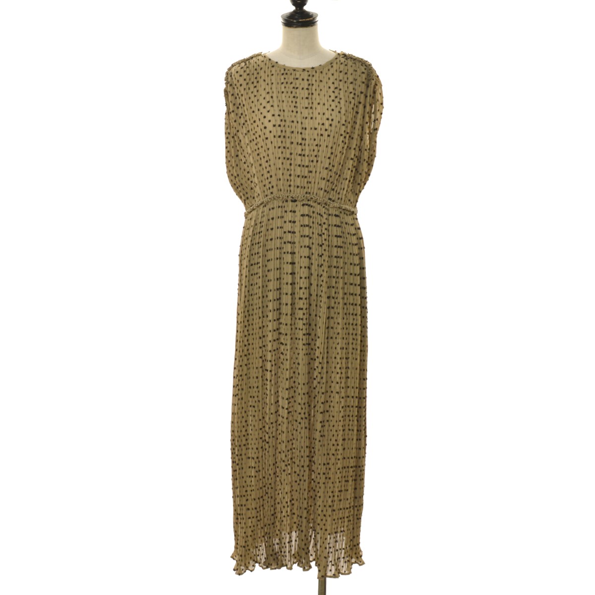 楽天市場 中古 Clane ss Dot Jacquard Pleats One Piece ノースリーブワンピース ベージュ ブラック サイズ 1 クラネ 在庫有 Crystalgalleryva Com