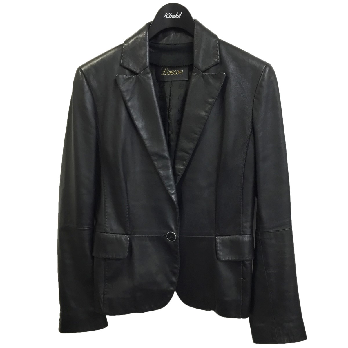 ロエベのレザーコート黒です 着用は3回程度 素晴らしい刺繍です 2021超人気
