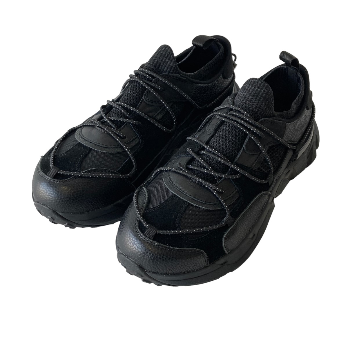 the-viridi-anne-lace-up-sneakers-vi-3686-09-0