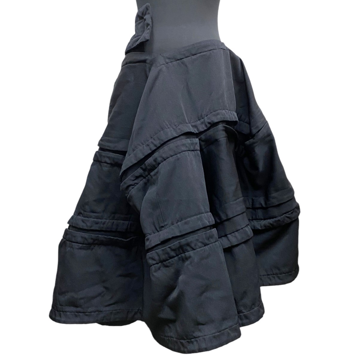 希少✨コムデギャルソン AD1989 ワイヤースカート 変形 ブラック M 楽天市場】【中古】COMME des GARCONS COMME des GARCONS 23AW