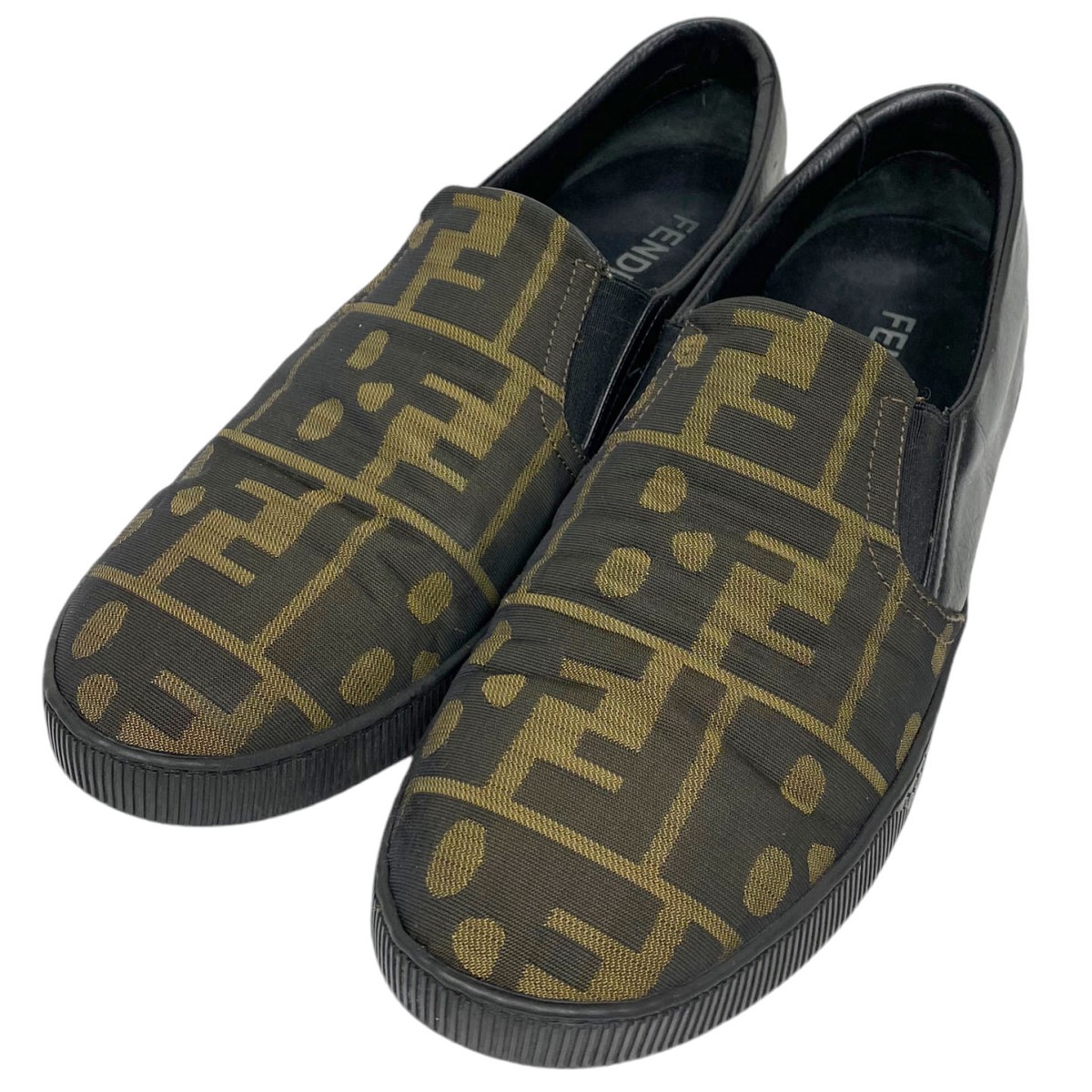 【中古】 FENDI　 Sneaker Zucca Slip-on ズッカ柄レザースニーカー靴 ブラック サイズ：8(27cm)27.5～28cmのサイズ感 【010325】（フェンディ）