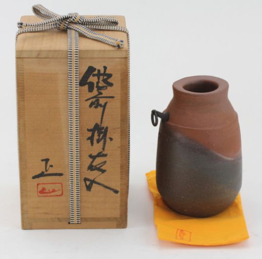 楽天市場】（九月☆特売品）岡山県備前焼作家 山下譲治作 鶴首花入