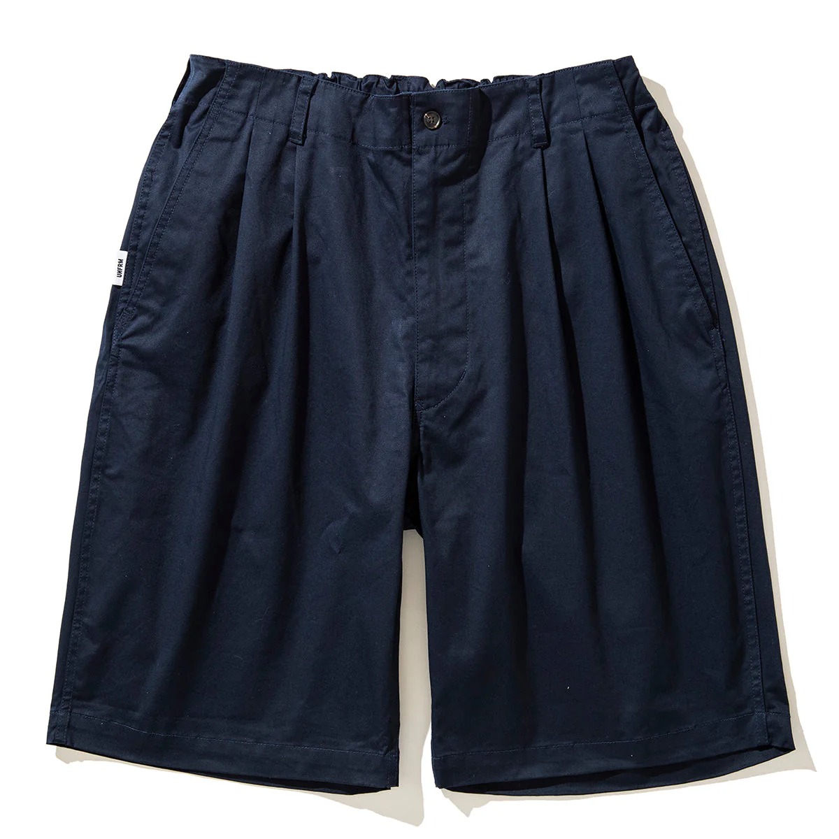 【20%OFF】 UNFRM OUTDOOR STANDARD STRETCH CHINO CLOTH TWO TUCK WIDE HALF PANTS (NAVY) (ユニフォームアウトドアスタンダード ストレッチ チノクロス ツータック ワイドハーフパンツ) 【メンズ】【ハーフパンツ】【25SS】