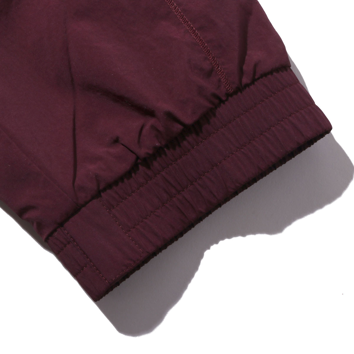adidas Originals FLAMESTRIKE WOVEN TRACK PANTS (MAROON) (Adidas originals frame strike Woo BUND rack underwear) adidas Originals FLAMESTRIKE WOVEN TRACK PANTS (MAROON) (Adidas originals frame strike Woo BUND rack underwear)