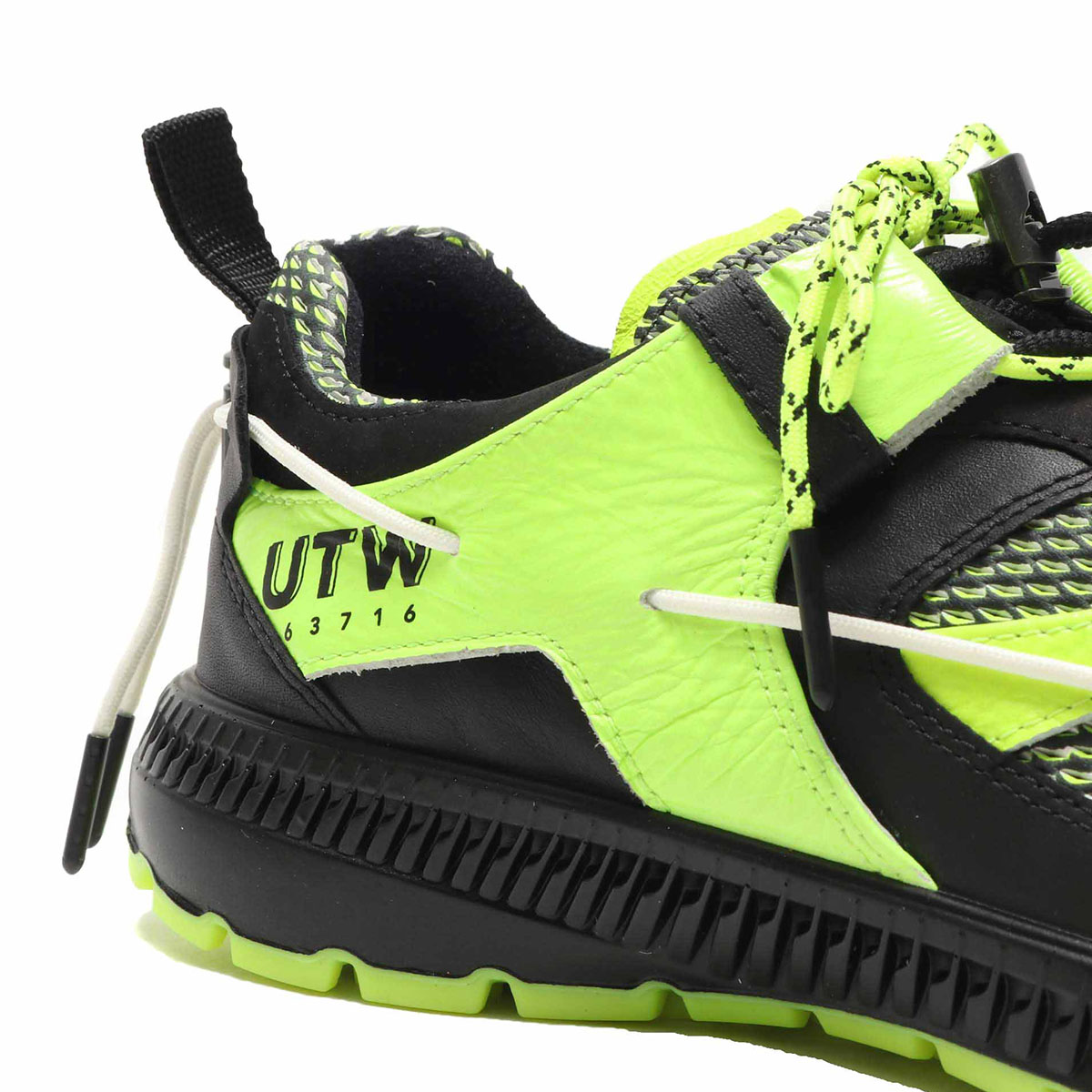 ecco intrinsic 3 mens green