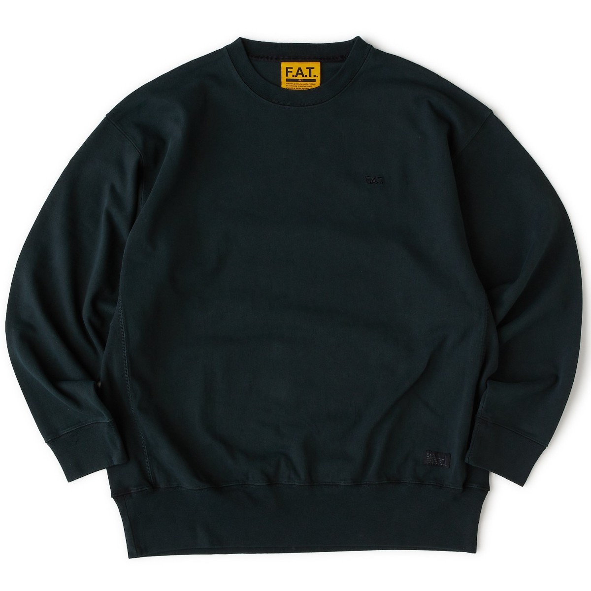 【20％OFF】 FAT FADEMENTIC (GREEN) (エフエイティー フェイドメンティック)【メンズ】【クルーネック ピグメント加工 BIGシルエット スウェットライク ロゴ刺繍 グリーン】【25FW】