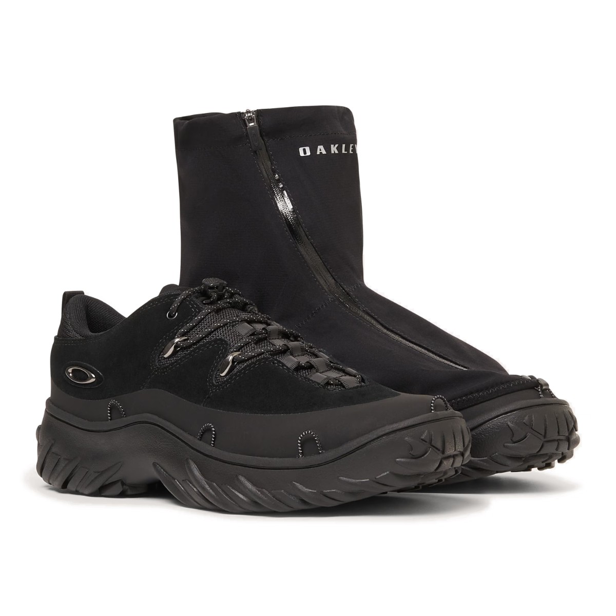 【30%OFF】OAKLEY Meridian Low Ext (Blackout) (オーク材ロバート・エドワード・リー メリディアン 置き目 Ext)【メンズ】【スニーカー 雨合羽 ビブラム アウトドア 耐久性 黒いこと】【25FW】