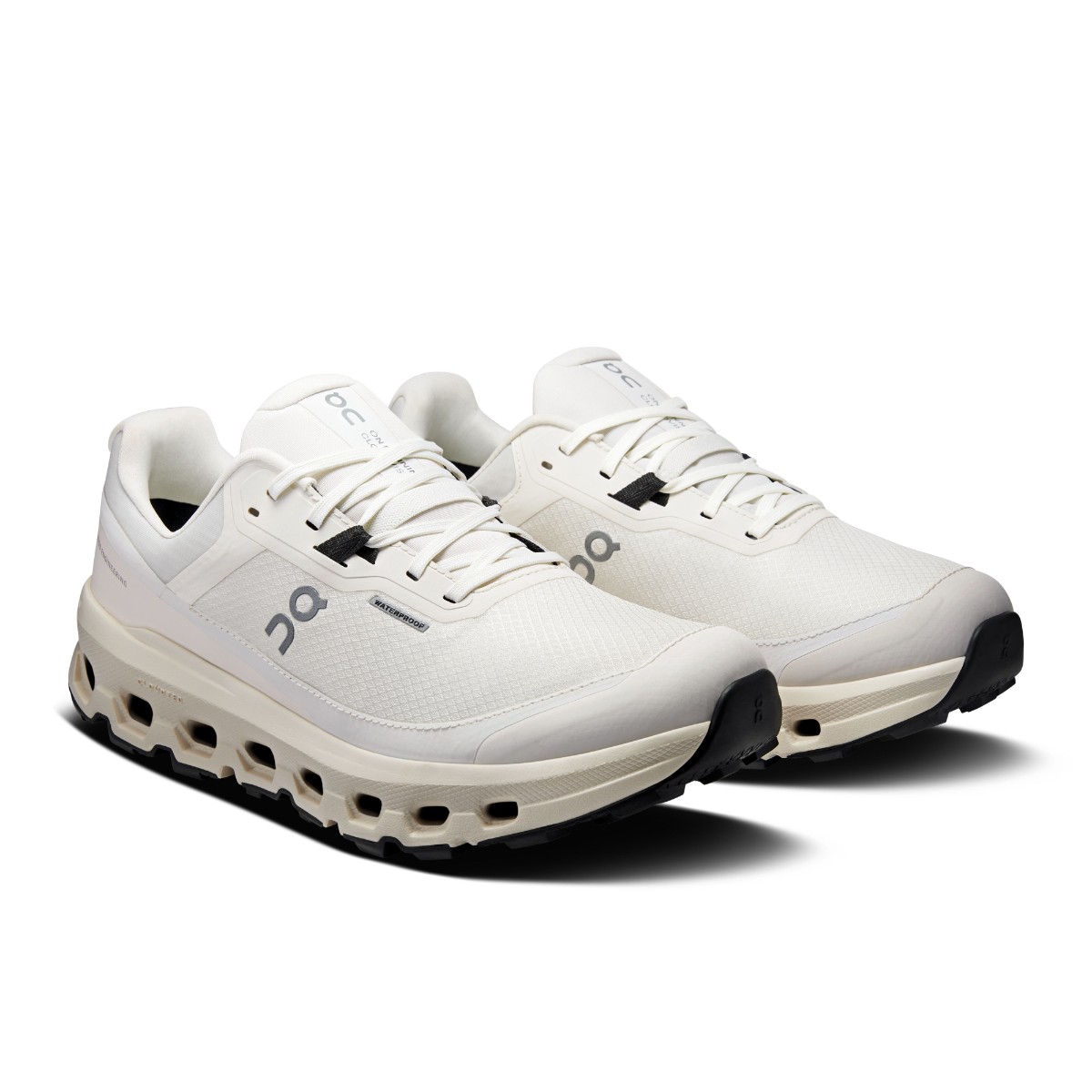 On Cloudvista 2 Waterproof (Ivory / Cream) (オン クラウドビスタ 2 ウォータープルーフ)【レディース】【トレイルランニング 防水 軽量 クッション性 グリップ力 アウトドア ベージュ】【26SS】