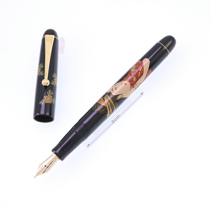 2167様感謝‼️JAPAN蒔絵鷹の羽家紋と蝶鳥花五段重二枚蓋と重ね盆二枚木箱入 2167様感謝‼️JAPAN蒔絵鷹の羽家紋と蝶鳥花五段