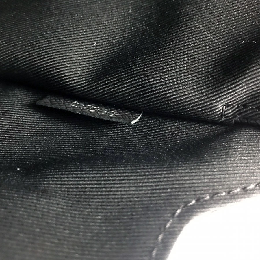 ルイ ヴィトン Louis Vuitton タイガ アレックス メッセンジャー M ノワール レザー ショルダーバッグ Tu 中古 Butlerchimneys Com