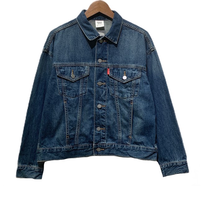 【中古】　GU × LOONEY TUNES　デニムジャケット　Gジャン　トラッカージャケット　アウター　キャラクター　バックスバニー　プリント　古着　/1952