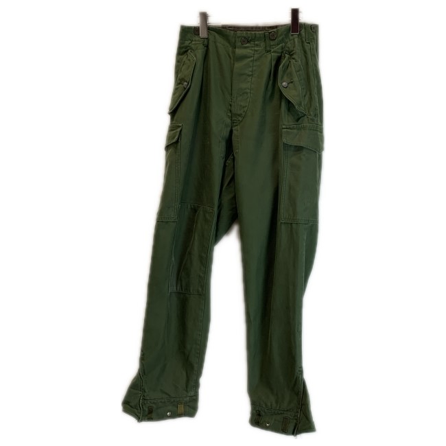 【中古】 活動の領域ズボン下 カーゴパンツ 名取り草飛球 無地 スウェーデン王国軍 古着 /1032