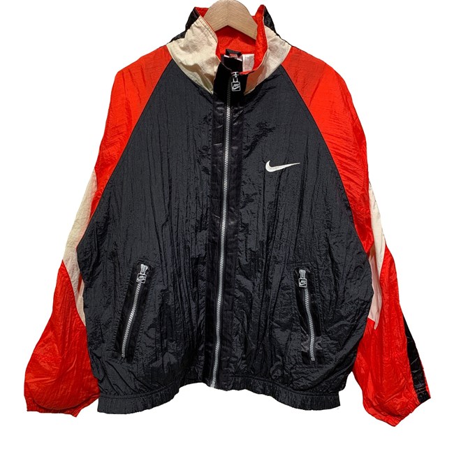 【中古】 NIKE ナイロン前掛け 90s vintage 90年月日 アウター ハイネック フルジップ ワンポイント ブランド名ロゴタイプ スウッシュ 刺繍 ラグラン 運動競技 古着 /2001