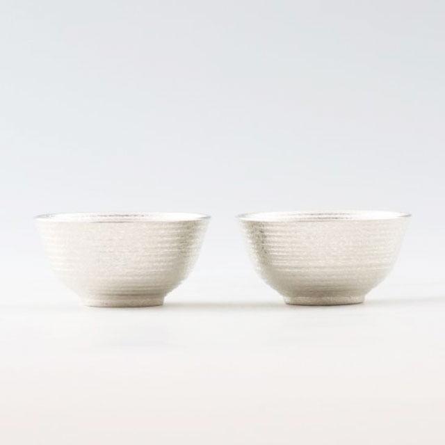 薩摩錫器 ぐい呑み 平丸型 大 2個仕掛ける 白ブリザード産業 75ml ×2個 [No.113C-A-2] 代引不可父の日 錫器 錫製 ぐい呑 還暦祝 一緒になる祝 隠居祝 差しあげる 母の日 差し上げ物 差し上げ物 言い慣わし芸術品